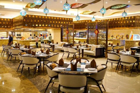 西双版纳景洪湄公河景兰大酒店(告庄星光夜市店)