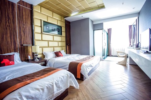 丹东艺海商务宾馆(鸭绿江断桥店)