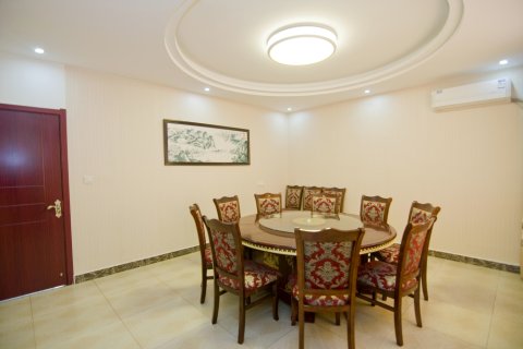 罗田名扬假日酒店