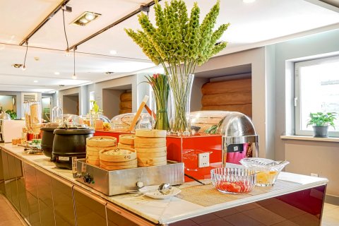 锦江之星酒店(哈尔滨麦德龙埃德蒙顿路机场巴士店)