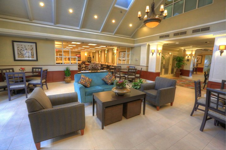 奥兰多布埃纳湖维斯塔索内斯塔 ES 套房公寓酒店(Sonesta ES Suites Orlando - Lake Buena Vista)