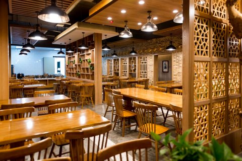 英朗主题酒店(库车龟兹店)