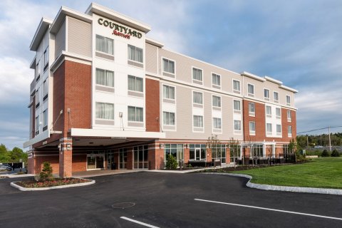 波士顿利特尔顿万怡酒店(Courtyard by Marriott Boston Littleton)