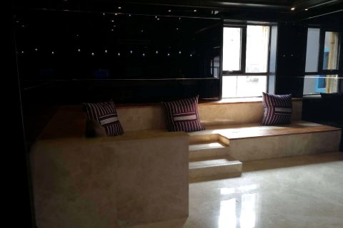 蓝鱼电影酒店(定兴大钟寺店)