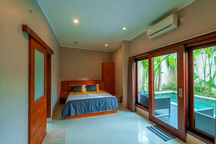 CC家巴厘岛南部努沙杜瓦独栋泳池别墅(CC Home Nusa Dua Pool Pool Villa in Southern Bali)