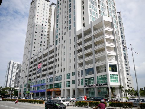 槟城乔治市海峡花园豪华套房酒店(Straits Garden Deluxe Hotel Suites)