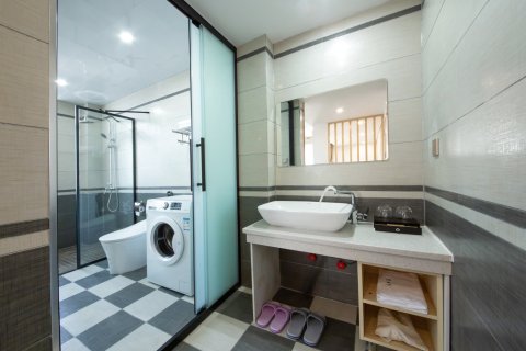 觅云杉精品民宿(凤凰古城雪桥店)