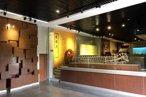 速8酒店(盘山盘锦北高速口水上乐园店)