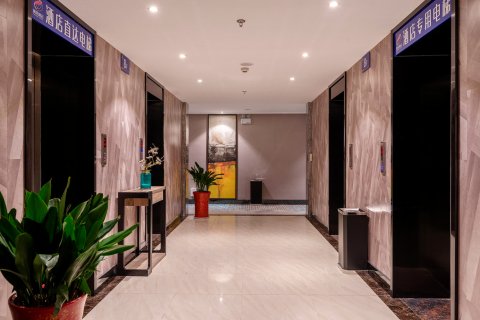 锦东酒店(荆门体育文化中心掇刀万达店)