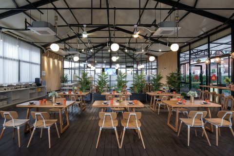 维也纳酒店(广州番禺桥南奥园广场店)