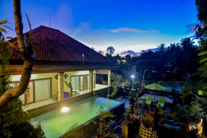 乌布文斯住宿加早餐旅馆(Ubud Wins Bungalow)