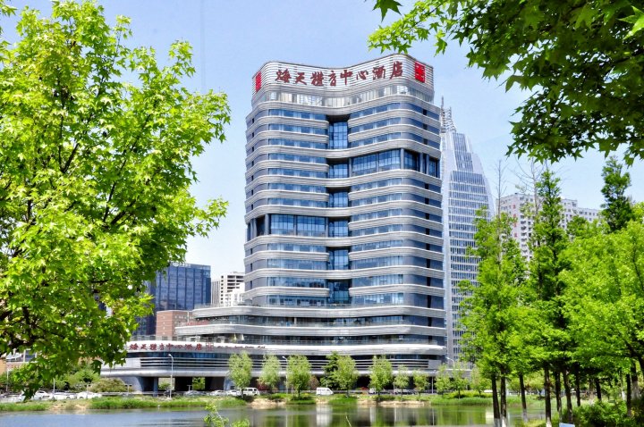 青岛国信海天体育中心酒店