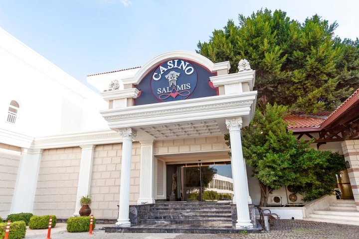 萨拉米斯湾康提酒店(Salamis Bay Conti Hotel)