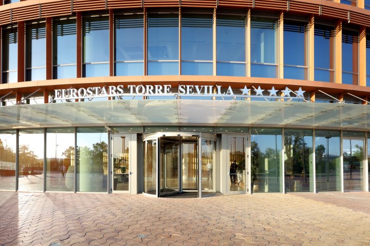 塞维利亚托雷欧洲之星酒店(Eurostars Torre Sevilla)