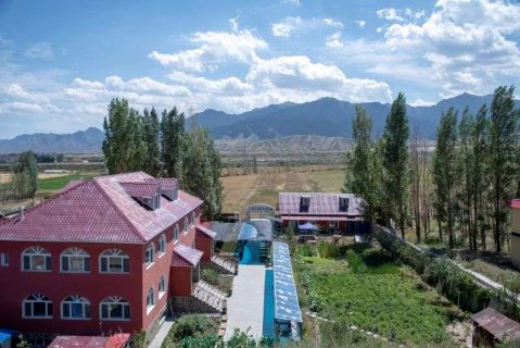 乌鲁木齐县南山晨琳度假庄园