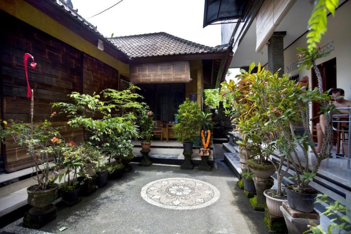 Ayu Homestay