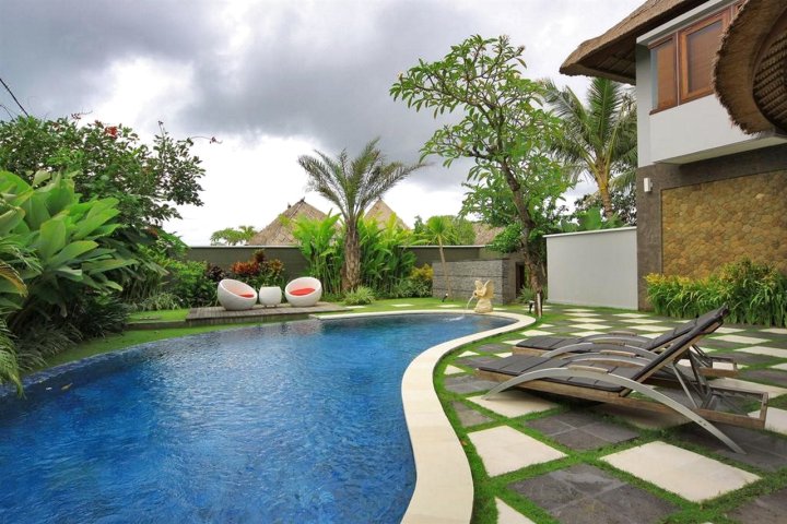 阿比巴厘岛假日及别墅酒店(Abi Bali Resort and Villa)