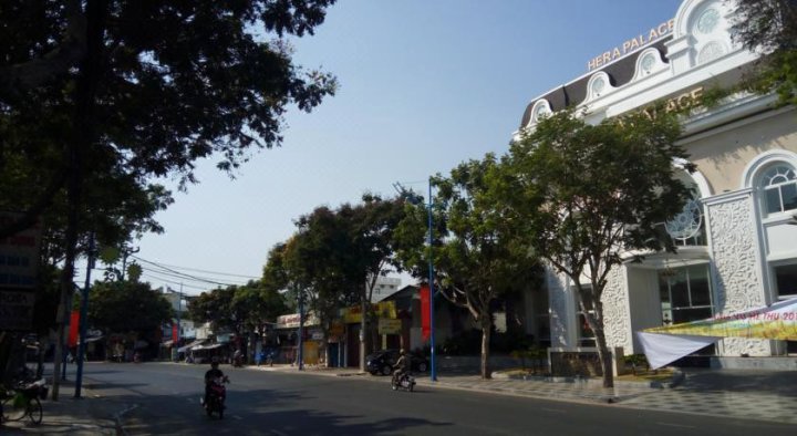 途安河酒店(Thuan Hoa Hotel)