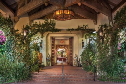 比特摩尔圣巴巴拉四季度假酒店(Four Seasons Resort the Biltmore Santa Barbara)