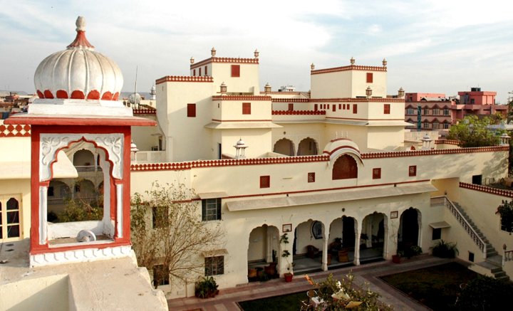 曼达瓦哈维酒店(Mandawa Haveli)