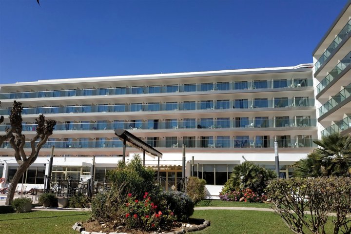 马略卡岛太阳神公寓酒店(Helios Mallorca Hotel & Apartments)