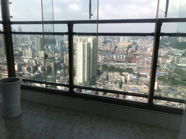 贵阳尚东公寓(2号店)