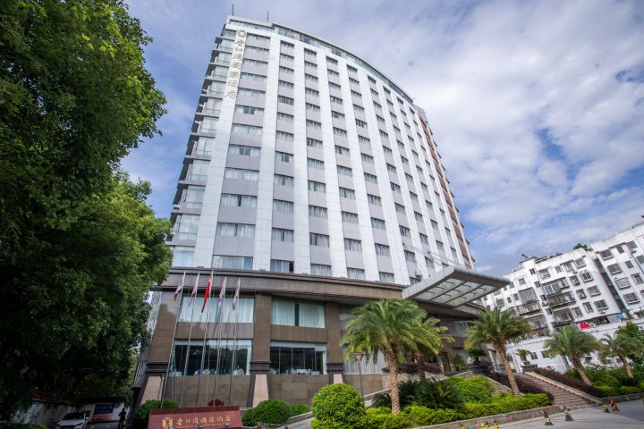 香江湾国际酒店(赣州章江北大道店)