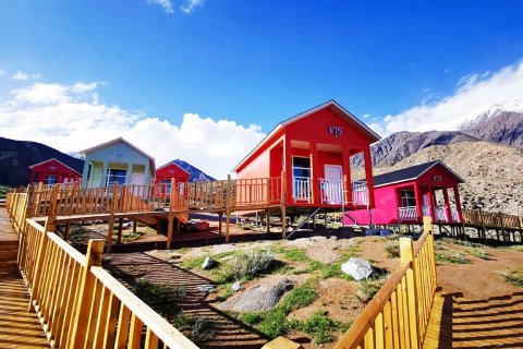 大柴旦雪山温泉度假酒店