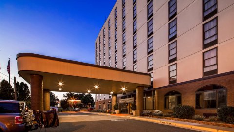 波托马克米贝斯特韦斯特酒店(Best Western Potomac Mills)