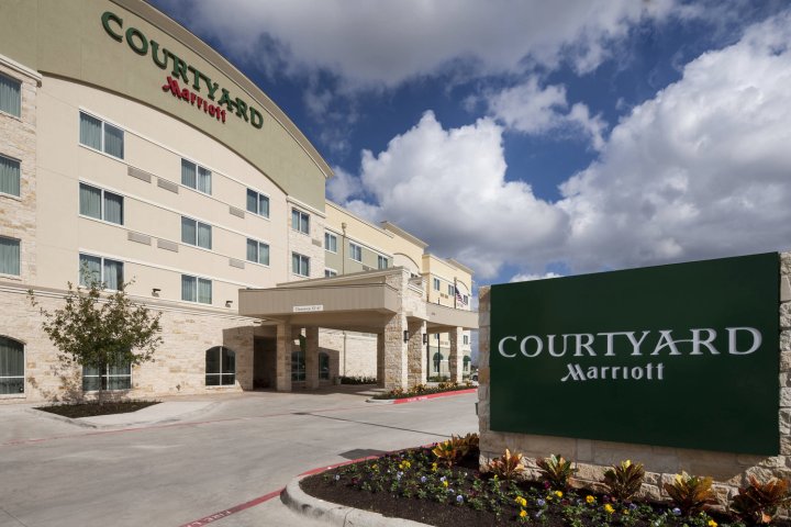 达拉斯普莱诺/理查森万怡酒店(Courtyard by Marriott Dallas Plano/Richardson)