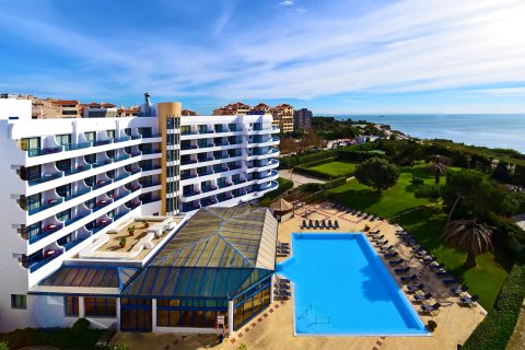 卡斯凯斯佩斯塔纳公寓酒店和会议中心(Hotel Pestana Cascais Ocean & Conference Aparthotel)