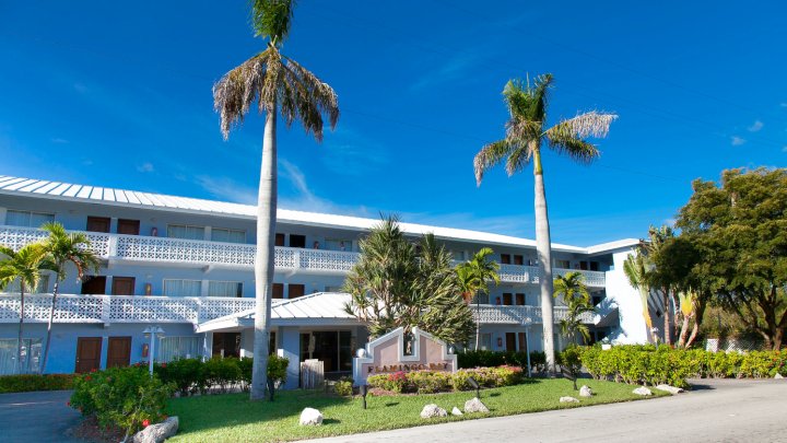弗拉明戈湾和滨海酒店(Flamingo Bay Hotel & Marina)