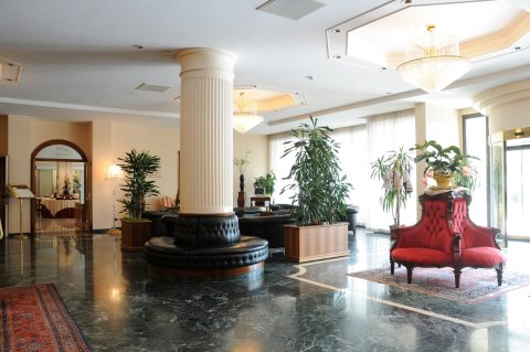 格洛伯斯城贝斯特韦斯特酒店(Best Western Hotel Globus City)