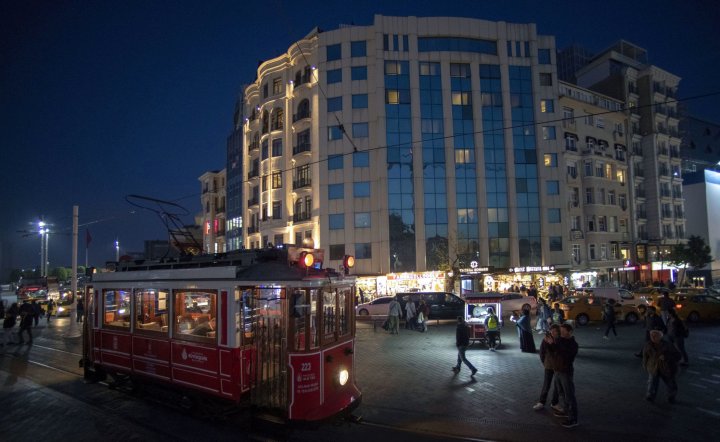 塔克西姆广场酒店(Taksim Square Hotel)