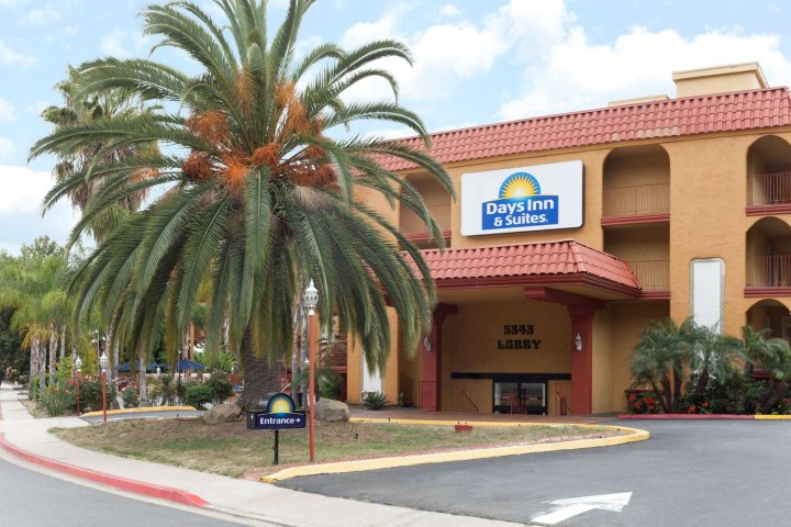 密申谷/SDSU 温德姆戴斯酒店(Days Inn by Wyndham Mission Valley-Sdsu)