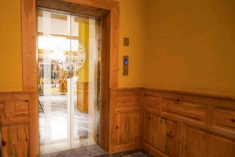 康定塔公草原曼达拉酒店