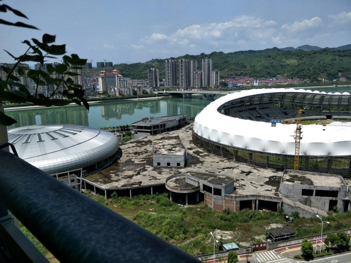 云梦居城市民宿(张家界打鼓台村店)