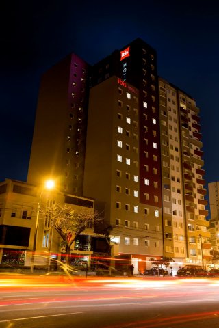 利马瑞度托米拉弗洛雷斯宜必思酒店(ibis Lima Reducto Miraflores)