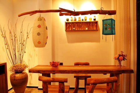 肇庆湖畔·山居民宿(七星岩牌坊店)