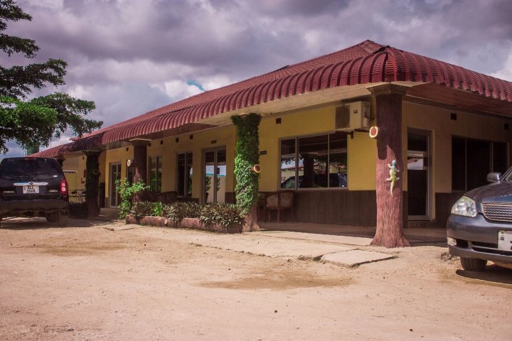 卡拉比行政小屋酒店(Kalabi Executive Lodge)