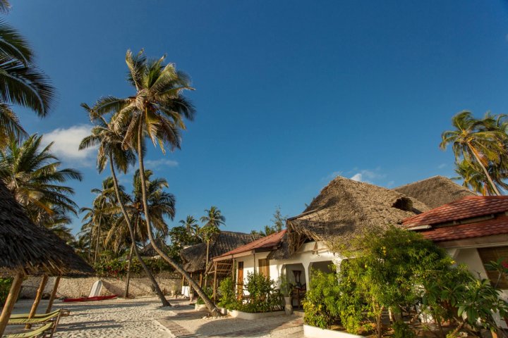 桑给巴尔碧空长滩度假村(Sky and Sand Zanzibar Beach Resort)
