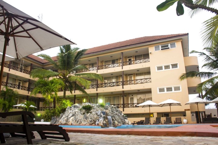 阿克拉贝斯特韦斯特优质海滩酒店(Best Western Plus Accra Beach Hotel)