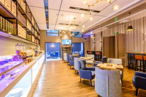 星程酒店(郑州二七广场大卫城店)