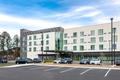 萨瓦纳机场万怡酒店(Courtyard by Marriott Savannah Airport)