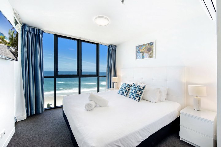 冲浪者人天堂私人 2 居海景公寓酒店(Private 2 Bedroom Ocean View Apartment in Surfers Paradise)