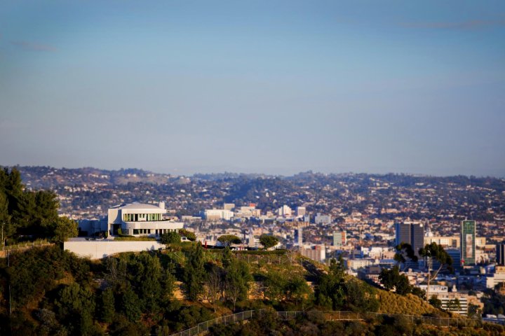 1004-好莱坞山庄别墅(1004 - Hollywood Hills Villa)