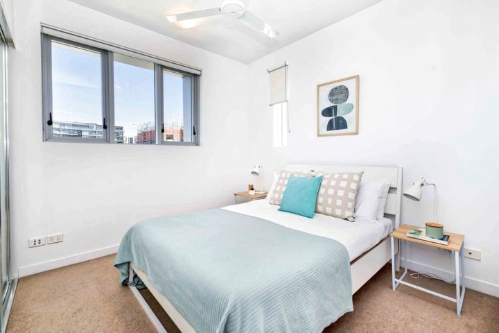 海沫日落明亮 2 居公寓酒店(Bright 2 Bedroom Seafoam Apartment)