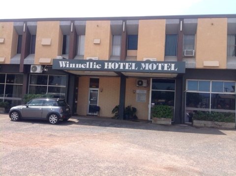 温尼里亚汽车旅馆(Winnellie Hotel Motel)