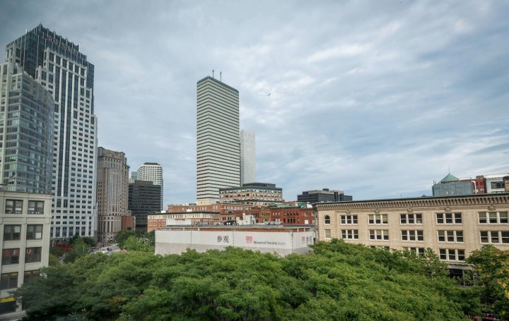 波士顿市中心服务式公寓酒店(Downtown Boston Furnished Apartment)