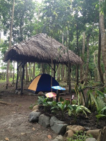 伊拉旺公园帐篷早餐公园(Tent and Breakfast at Irawan Park)